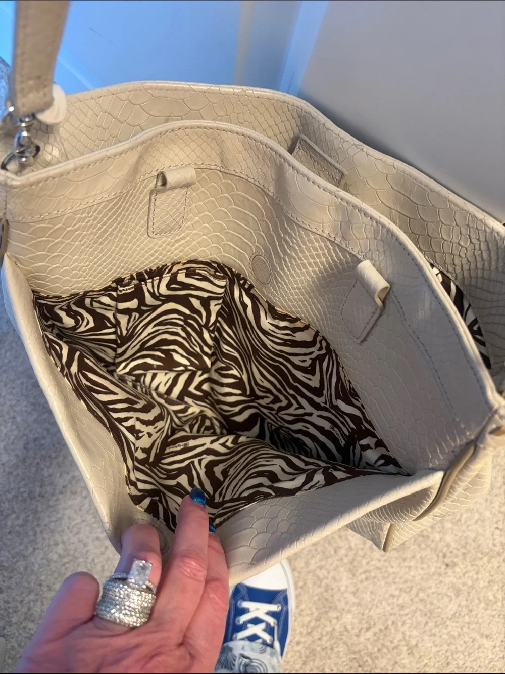 Cream Textured Hobo Bag with Zip Pocket